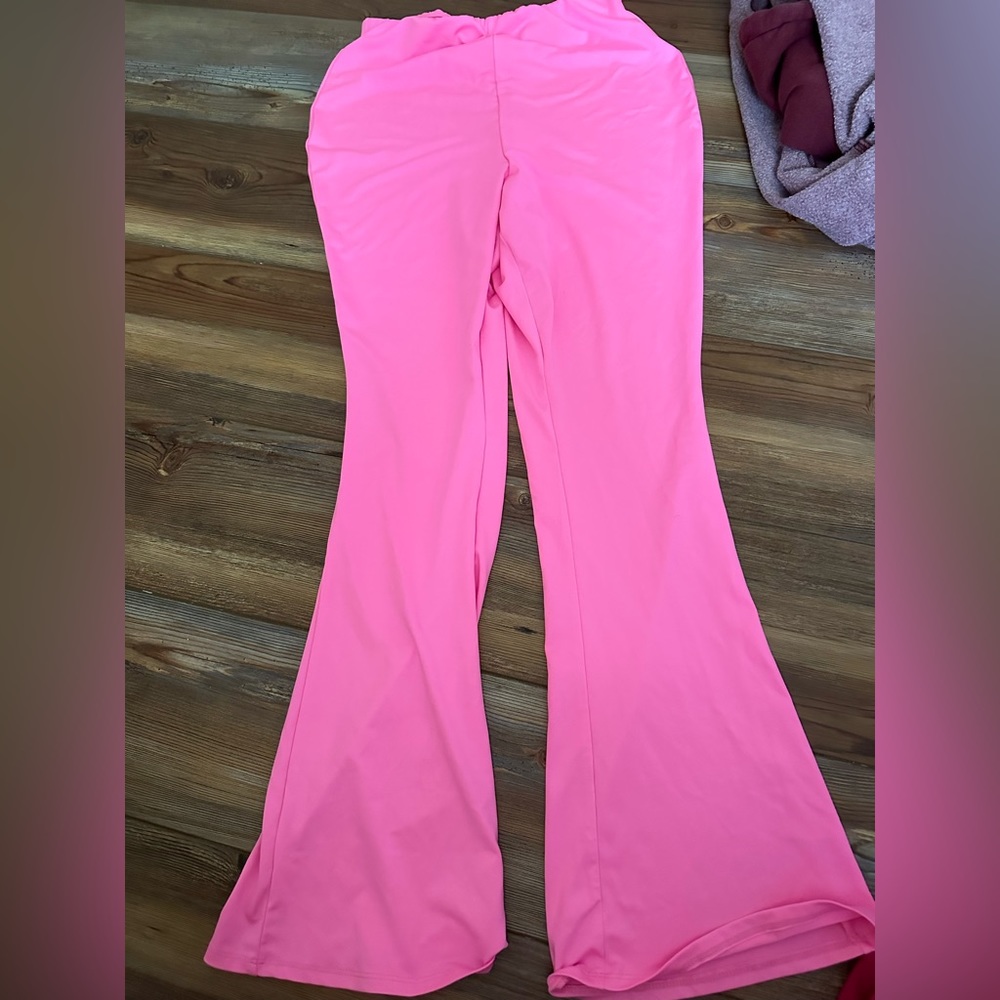 H and M pink flare leggings